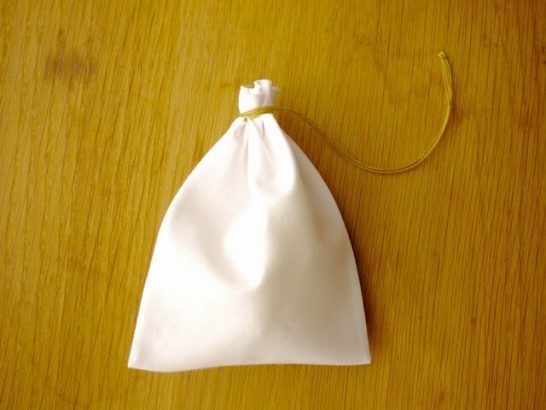 小さな巾着 きんちゃく 袋の無料型紙と作り方 ヘルカハンドメイド