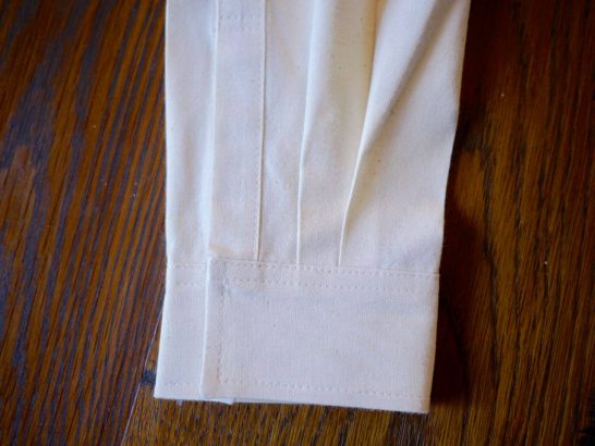 シャツ ブラウスの袖口 剣ボロ カフス の縫い方 作り方 ヘルカハンドメイド